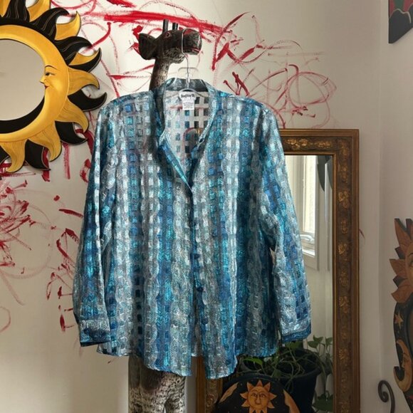 BonWorth Shimmering Blue and White Top Small Petite - Picture 14 of 16